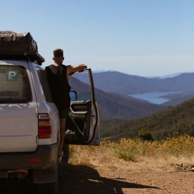 4wd servicing and repairs - P plater on 4wd overlooking lake eildon victoria australia